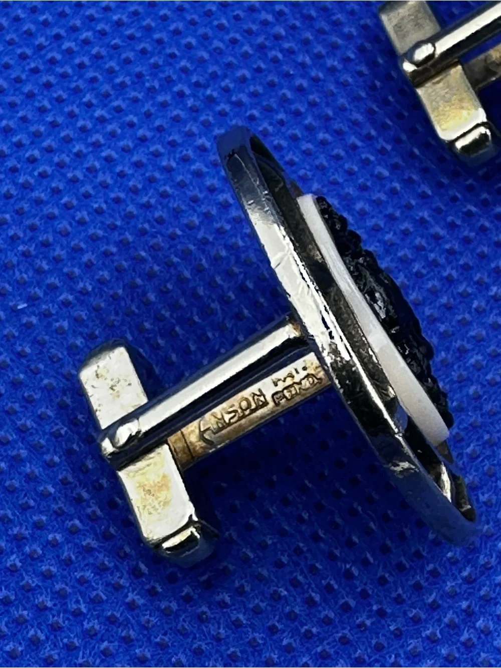 Vintage Anson Black and White Cameo-Style Stag with Gold-Tone Trim Cufflinks